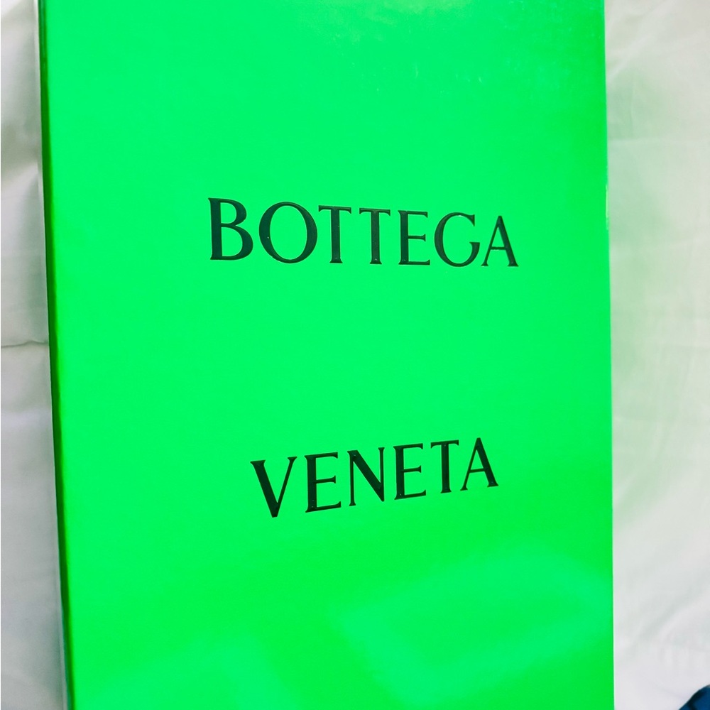 Bottega Veneta Mudwhite Orbit Sneakers